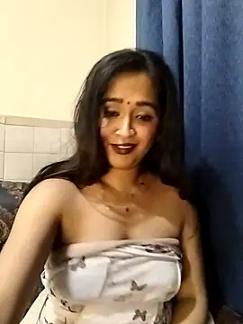 Snapshot of cute_indianxo chatting on April 30, 2026, 8:57 pm cute indianxo online show from April 30, 2026, 8:57 pm