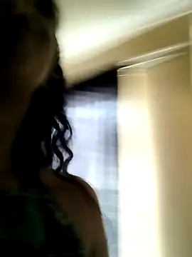 Snapshot of cute_indianxo chatting on December 22, 2025, 6:46 am cute indianxo online show from December 22, 2025, 6:46 am