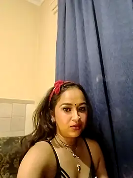 Snapshot of cute_indianxo chatting on April 24, 2026, 5:15 pm cute indianxo online show from April 24, 2026, 5:15 pm