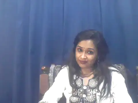 Snapshot of cute_indianxo chatting on December 4, 2025, 9:25 pm cute indianxo online show from December 4, 2025, 9:25 pm