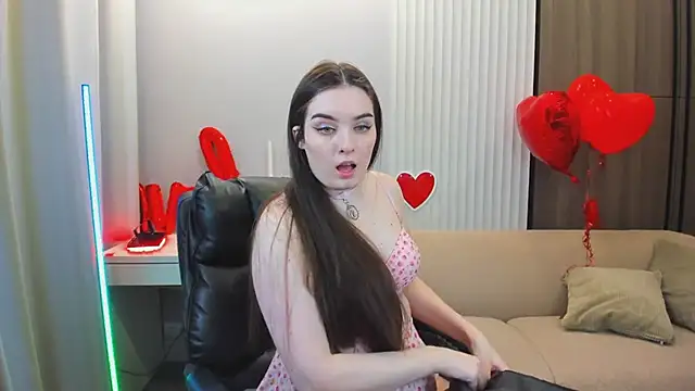  Shy Jenny  online show from March 15, 2026, 1:01 am