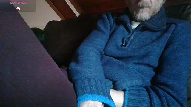 Snapshot of Vrenico-SC chatting on February 13, 2026, 2:50 pm Vrenico-SC online show from February 13, 2026, 2:50 pm