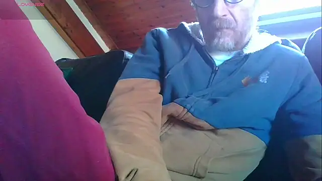 Snapshot of Vrenico-SC chatting on February 7, 2026, 2:36 pm Vrenico-SC online show from February 7, 2026, 2:36 pm