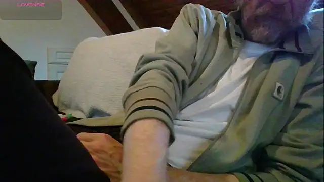 Snapshot of Vrenico-SC chatting on February 22, 2026, 1:13 pm Vrenico-SC online show from February 22, 2026, 1:13 pm