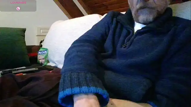 Snapshot of Vrenico-SC chatting on February 20, 2026, 6:32 pm Vrenico-SC online show from February 20, 2026, 6:32 pm