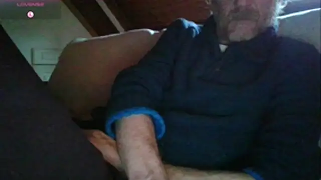 Snapshot of Vrenico-SC chatting on February 21, 2026, 1:02 pm Vrenico-SC online show from February 21, 2026, 1:02 pm