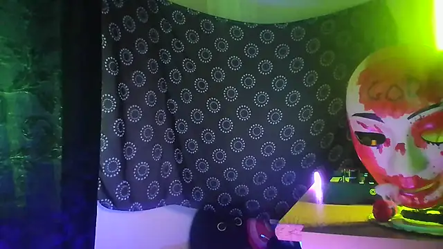 DjDiCKmannOnE online show from July 12, 2026, 6:36 am