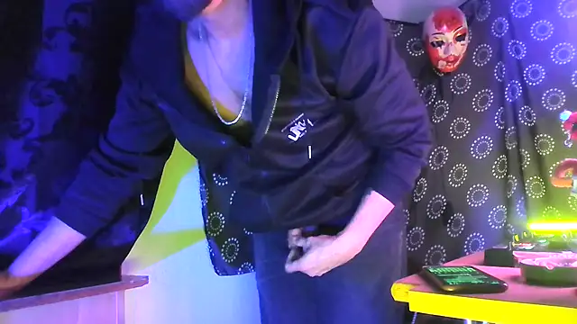 Snapshot of DjDiCKmannOnE chatting on February 1, 2026, 5:27 am DjDiCKmannOnE online show from February 1, 2026, 5:27 am