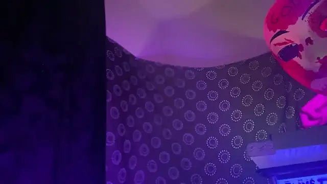 DjDiCKmannOnE online show from June 20, 2026, 2:05 am