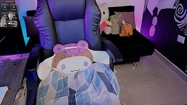 Yuhwan  online show from February 13, 2026, 1:05 am