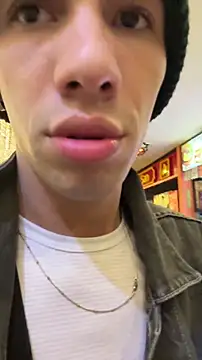 santiago cutex online show from November 30, 2025, 2:12 am