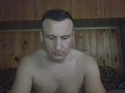 Maksymilian1 online show from February 4, 2026, 5:19 pm