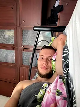 PUER4IK online show from September 14, 2025, 6:58 am