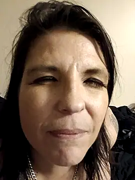 Snapshot of Neveah1 chatting on September 20, 2025, 7:24 am Neveah1 online show from September 20, 2025, 7:24 am