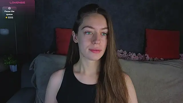 Agnes Wells online show from June 28, 2026, 1:12 am