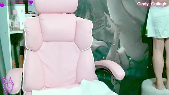 Cindy Cutiegirl online show from October 1, 2025, 1:22 am