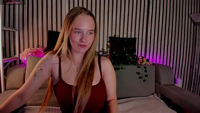 Casey Sweeet online show from May 15, 2026, 9:18 am