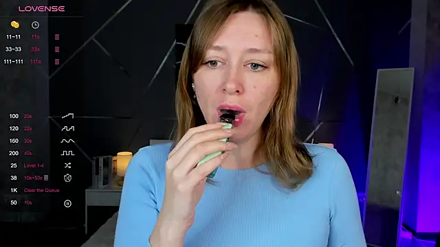 evashiny  online show from November 29, 2025, 3:06 am