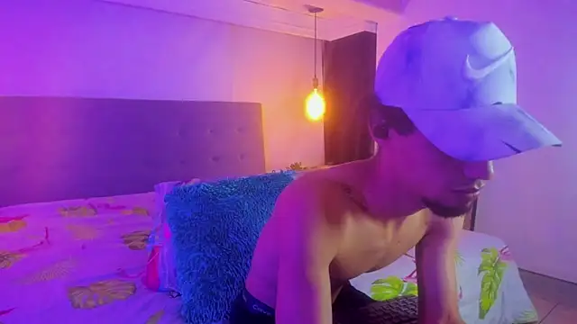 Snapshot of Chris_Angel_ chatting on April 7, 2026, 3:41 am Chris Angel online show from April 7, 2026, 3:41 am