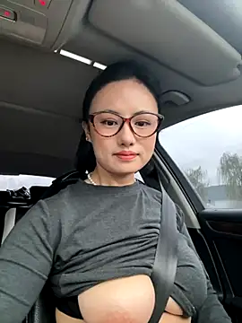 wen521 online show from October 10, 2025, 12:11 am