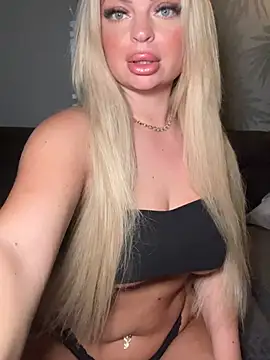  Lilly angel online show from March 3, 2026, 9:00 pm