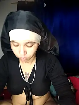 Snapshot of Vale_Nikol21 chatting on September 24, 2025, 1:35 am Vale Nikol21 online show from September 24, 2025, 1:35 am