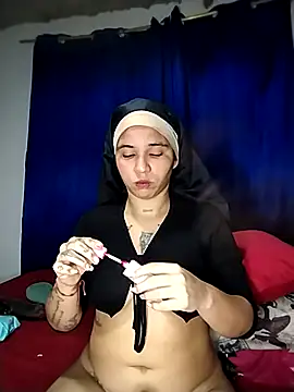 Snapshot of Vale_Nikol21 chatting on October 1, 2025, 3:11 am Vale Nikol21 online show from October 1, 2025, 3:11 am