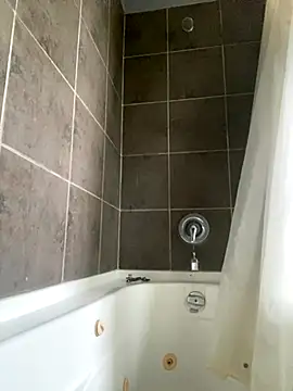 Snapshot of starsaligned chatting on November 16, 2025, 5:39 pm starsaligned online show from November 16, 2025, 5:39 pm