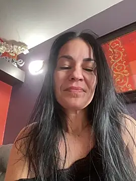 Snapshot of starsaligned chatting on January 5, 2026, 5:27 pm starsaligned online show from January 5, 2026, 5:27 pm