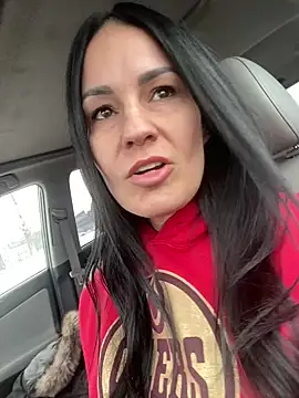 Snapshot of starsaligned chatting on February 1, 2026, 10:19 pm starsaligned online show from February 1, 2026, 10:19 pm