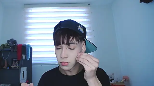 lucky stricke online show from September 9, 2025, 8:18 pm