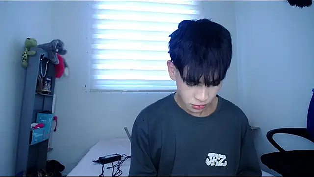 lucky stricke online show from September 25, 2025, 8:26 pm