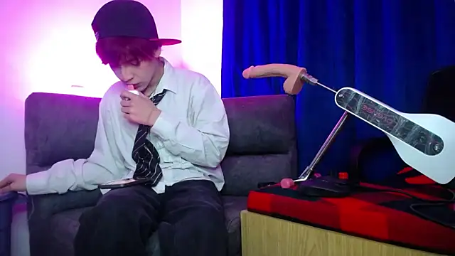 lucky stricke online show from March 3, 2026, 4:19 am