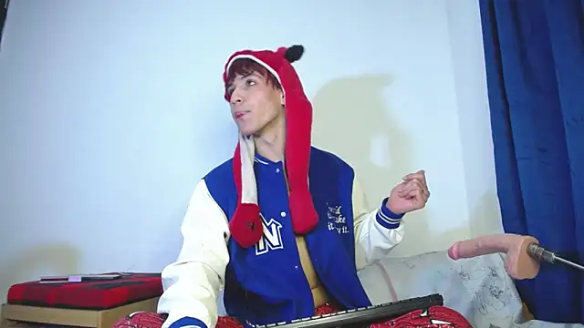 lucky stricke online show from March 22, 2026, 5:36 pm