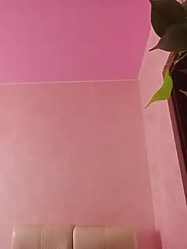 SquirtMilf00 online show from December 1, 2025, 1:06 am