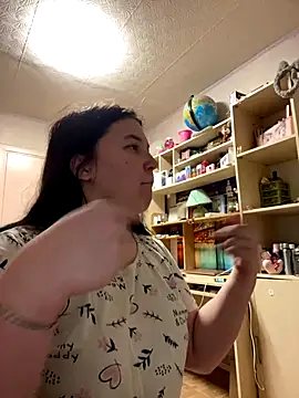 Kemeli008 online show from November 16, 2025, 2:44 pm