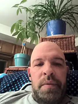 N2OBROWNIES online show from October 5, 2025, 12:23 am