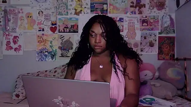 XKimmyGreen online show from June 25, 2026, 4:54 am