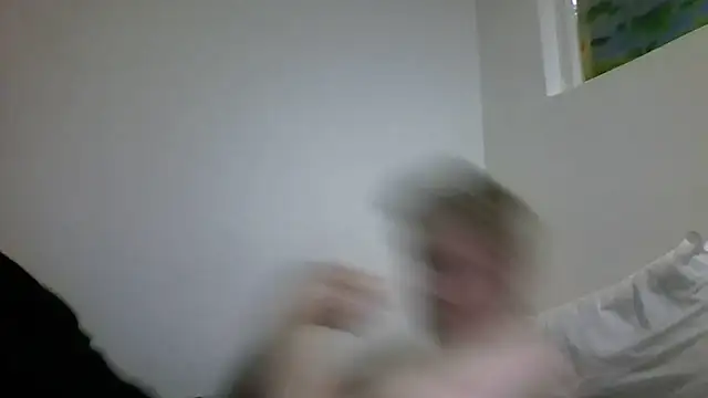 Snapshot of tcute0 chatting on March 27, 2026, 11:49 pm tcute0 online show from March 27, 2026, 11:49 pm