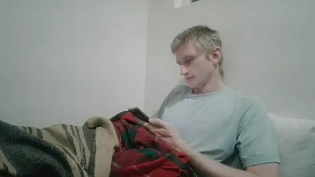 Snapshot of tcute0 chatting on March 15, 2026, 10:11 am tcute0 online show from March 15, 2026, 10:11 am