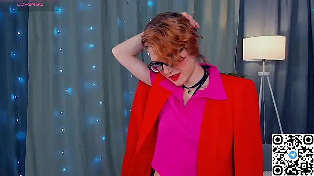 EdlinGathright online show from December 19, 2025, 3:54 am