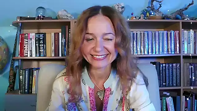 Foxilady357 online show from September 29, 2025, 1:50 pm