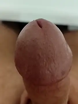 Snapshot of Lukimann chatting on October 2, 2025, 4:10 pm Lukimann online show from October 2, 2025, 4:10 pm