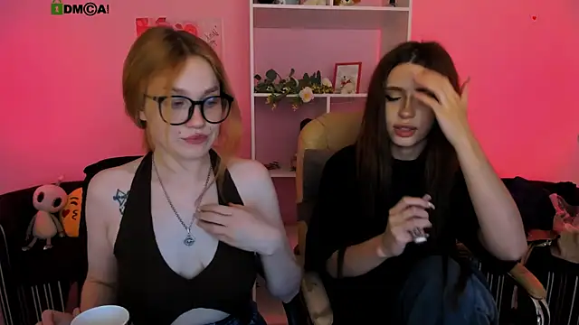 Snapshot of ellie_fire1 chatting on September 22, 2025, 2:17 am ellie fire1 online show from September 22, 2025, 2:17 am