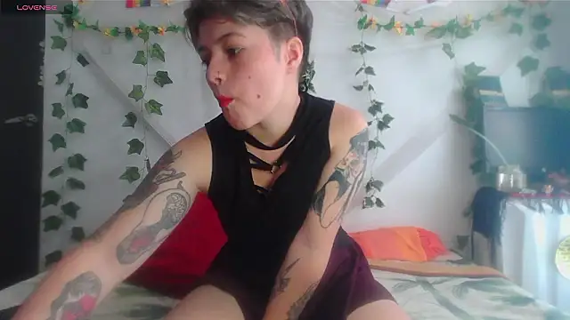 Snapshot of Mitsuha_gate chatting on February 13, 2026, 3:45 pm Mitsuha gate online show from February 13, 2026, 3:45 pm