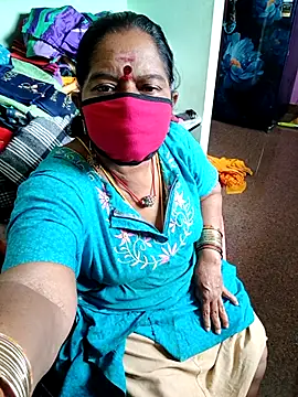 Snapshot of amuthasree chatting on October 3, 2025, 6:04 am amuthasree online show from October 3, 2025, 6:04 am