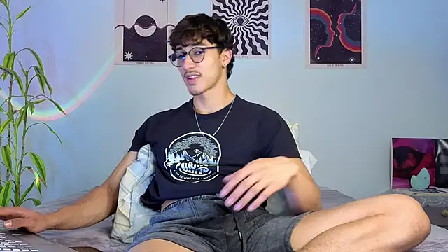 LatinReall online show from October 23, 2025, 9:24 pm