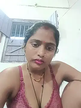 Guriya0076 online show from May 28, 2026, 11:43 pm