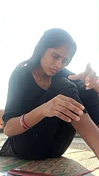 Guriya0076 online show from November 8, 2025, 9:24 am