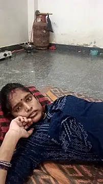 Snapshot of Guriya0076 chatting on October 6, 2025, 4:19 pm Guriya0076 online show from October 6, 2025, 4:19 pm